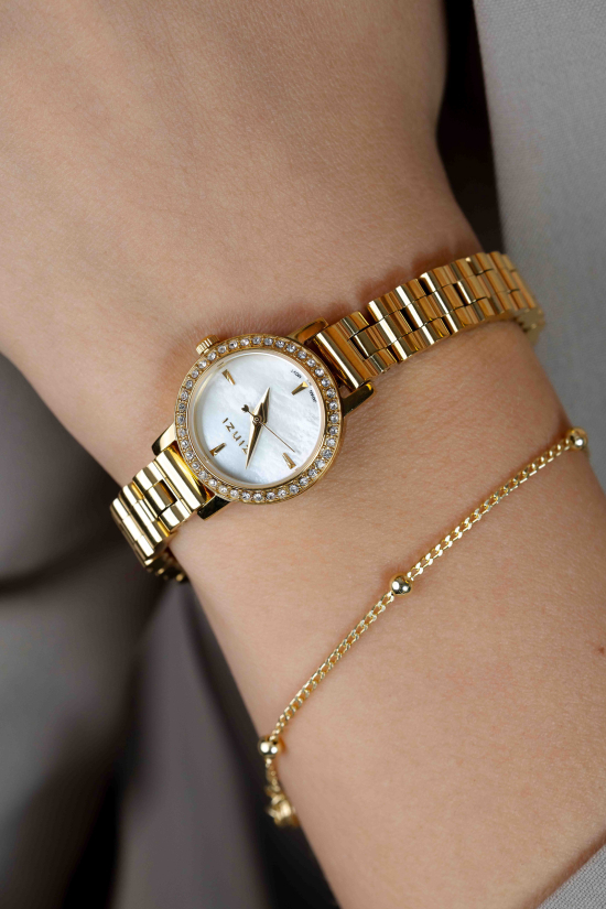 ZINZI Etoile horloge 20mm parelmoer wijzerplaat goudkleurige stalen kast rondom bezet met witte zirkonia's en goudkleurige schakelband ZIW3234
